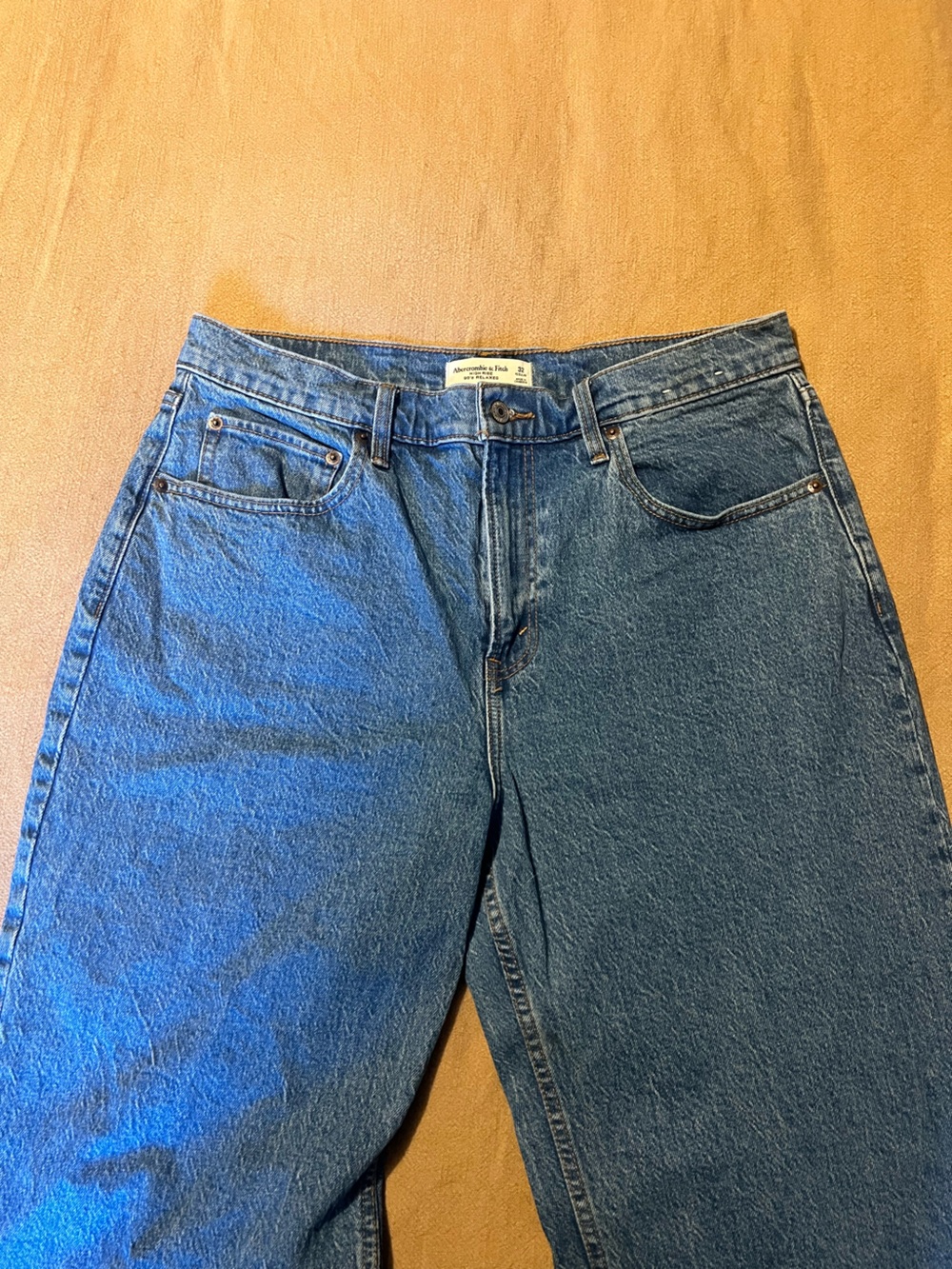 Abercrombie & Fitch Relaxed Fit Jeans
